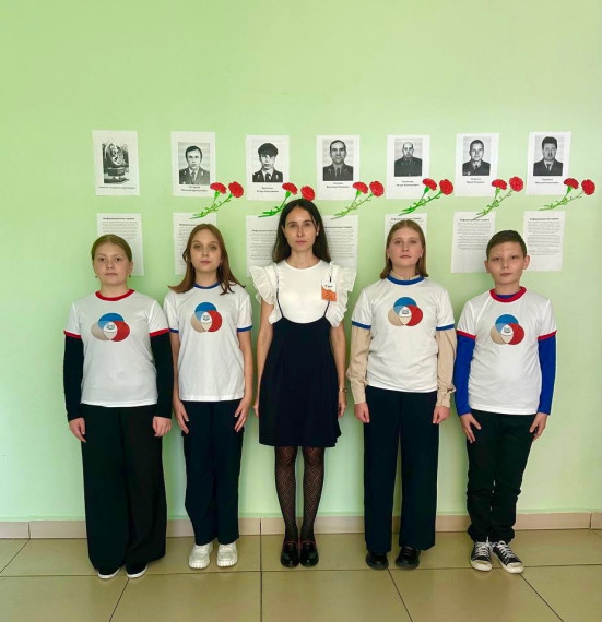 Выставка «Солдатам правопорядка».