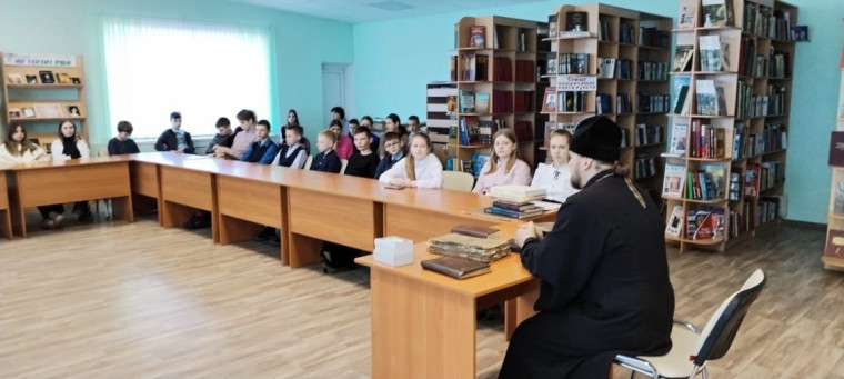 Православные книги— особый вид литературы в современном книгоиздательстве.