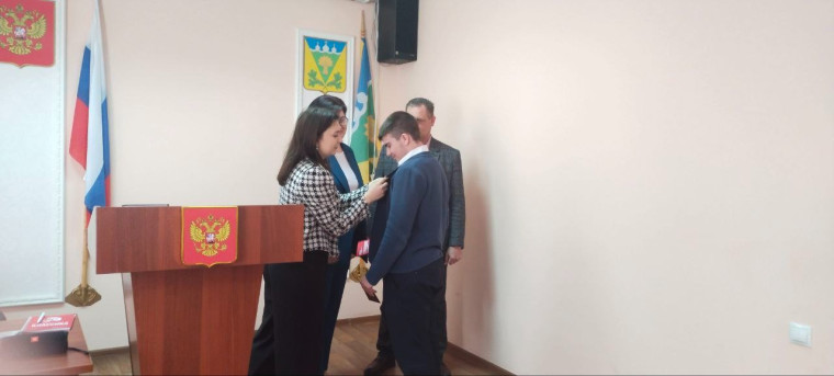 Активисты Движения Первых Сосновской средней школы №1  получили паспорт Гражданина РФ.